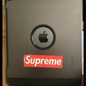 Meet your Posher, Donald